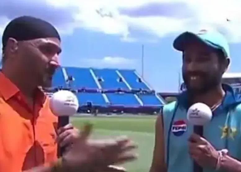 Harbhajan Singh (left) and Mohammad Amir.