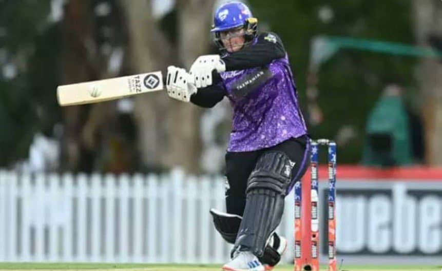 WBBL franchise Hobart Hurricanes signs Lizelle Lee for 2-year deal