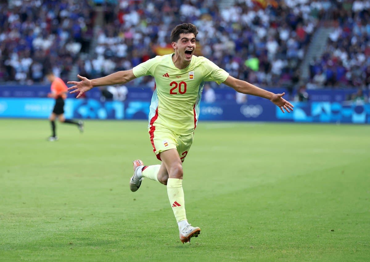 Manchester United Eyes Olympic Talent Juanlu Sanchez